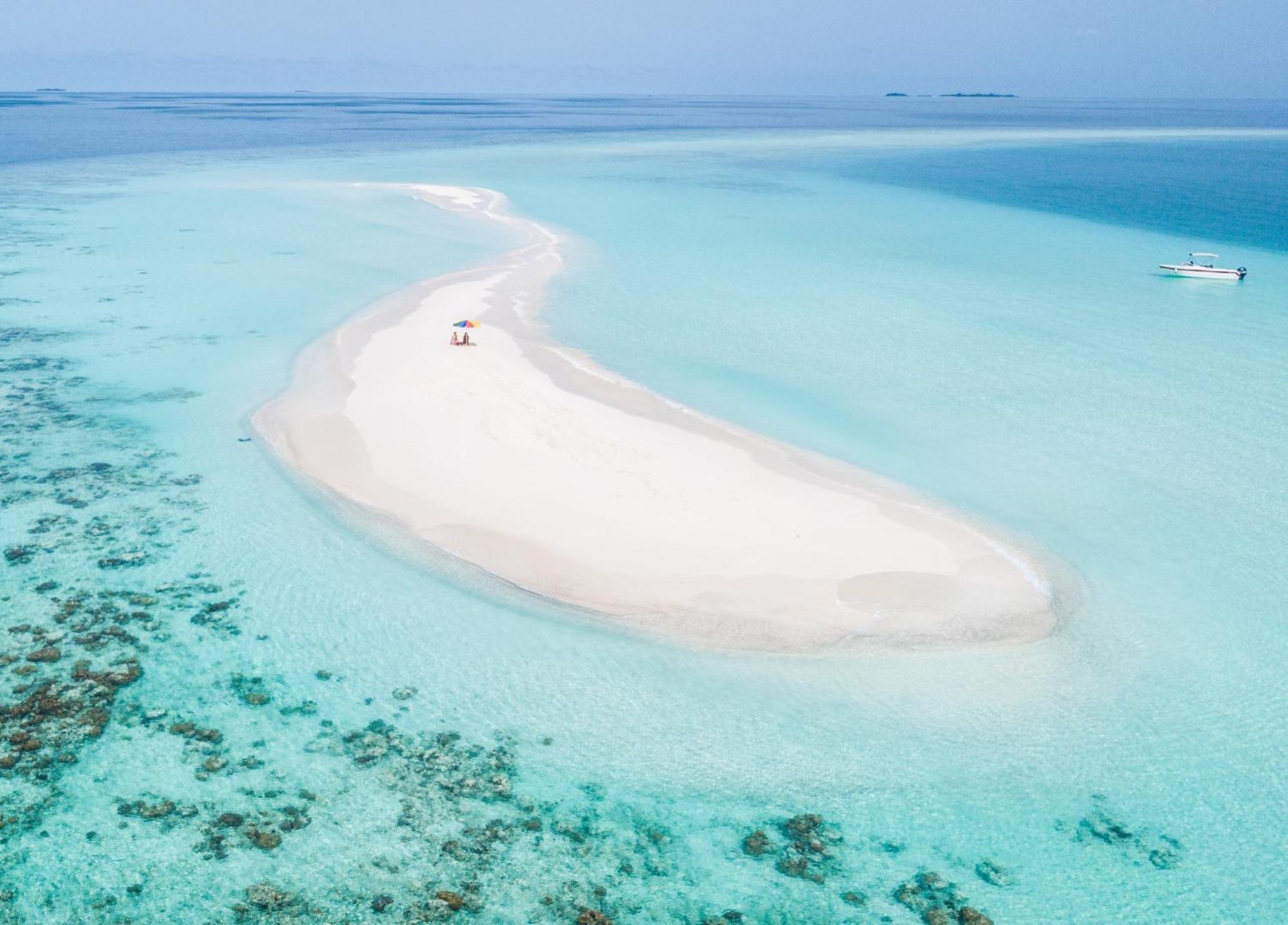Ostrov Beach Ukulhas Island Exterior photo